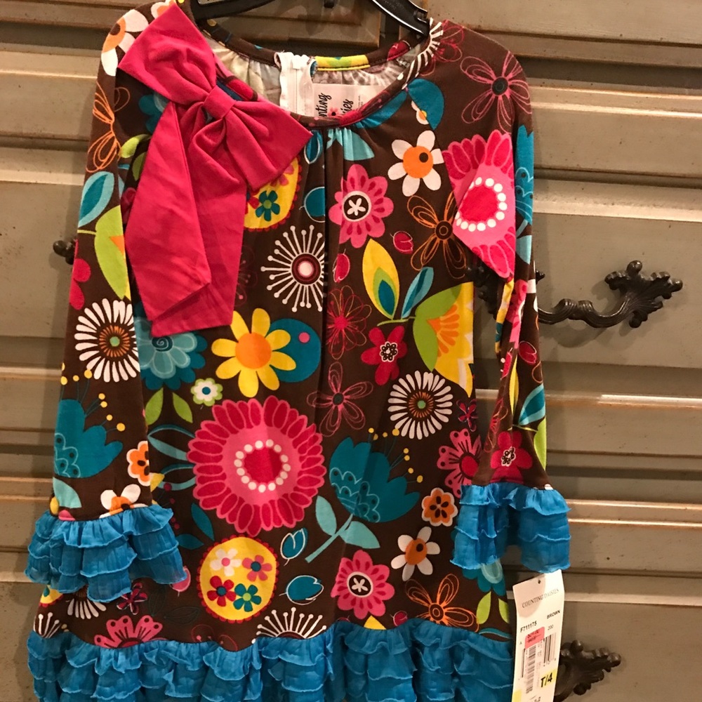 NWT Counting Daisies Dress from Dillard's, size 4T